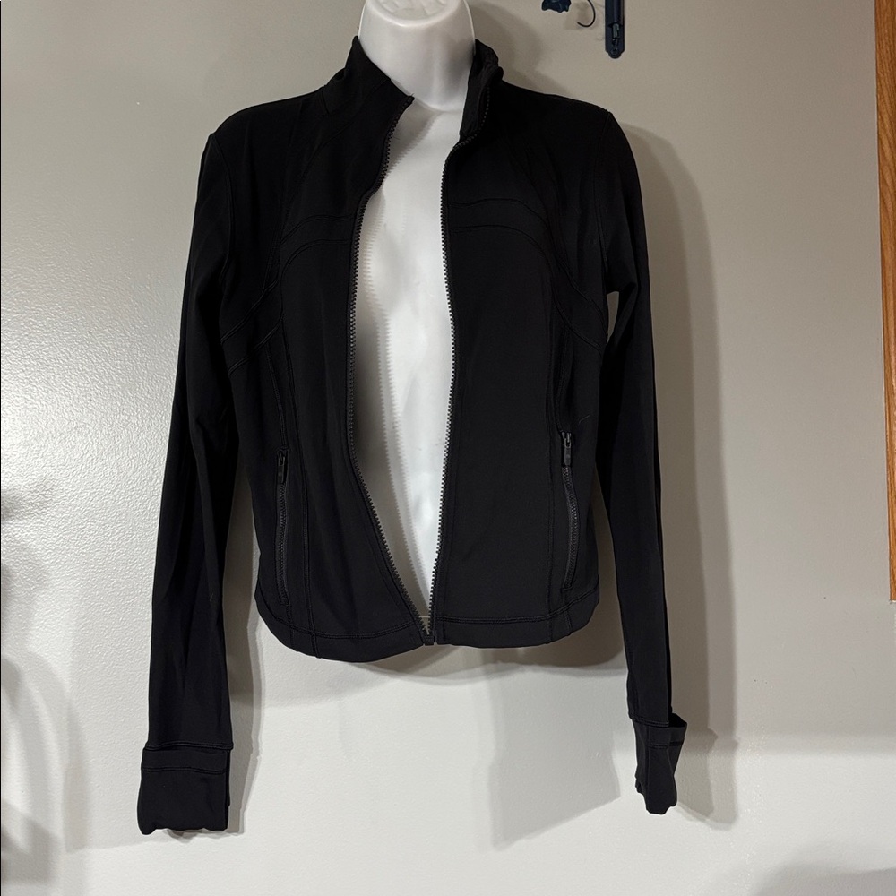 Lululemon Black Define Jacket Flawed! - image 4